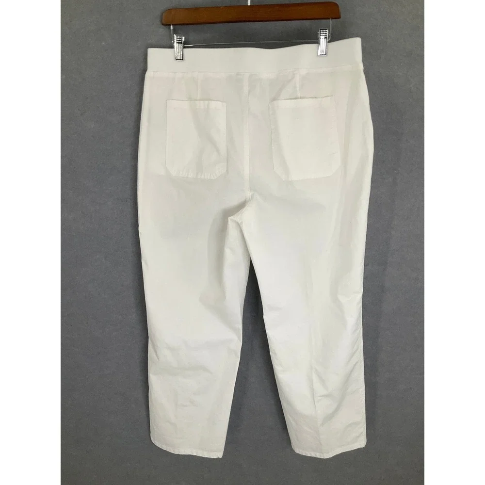Chicos Women's‎ White Pants Size 2 (US L) Cropped Eyelet Details Vacation Cruise - Picture 2 of 13